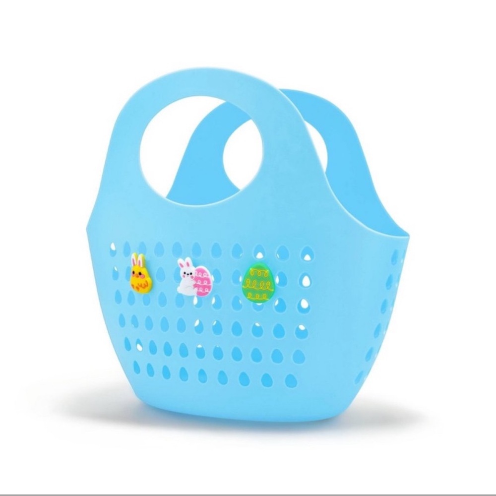 3 for $15 SALE Target Bullseye Blue Tote / Basket with 3 Removable Charms